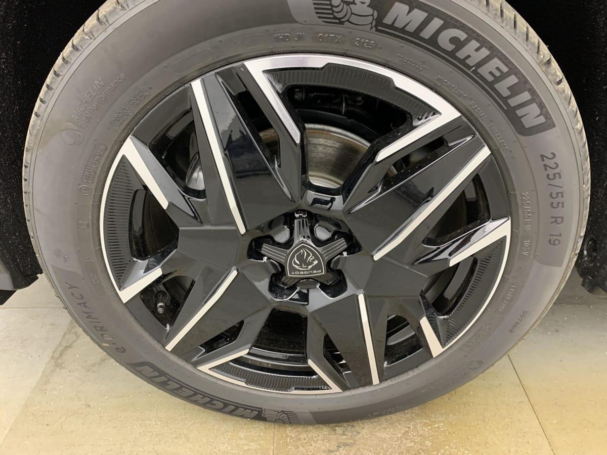 Vente en ligne Peugeot 3008 Hybrid 145 e-DCS6 GT au prix de 30 890 €