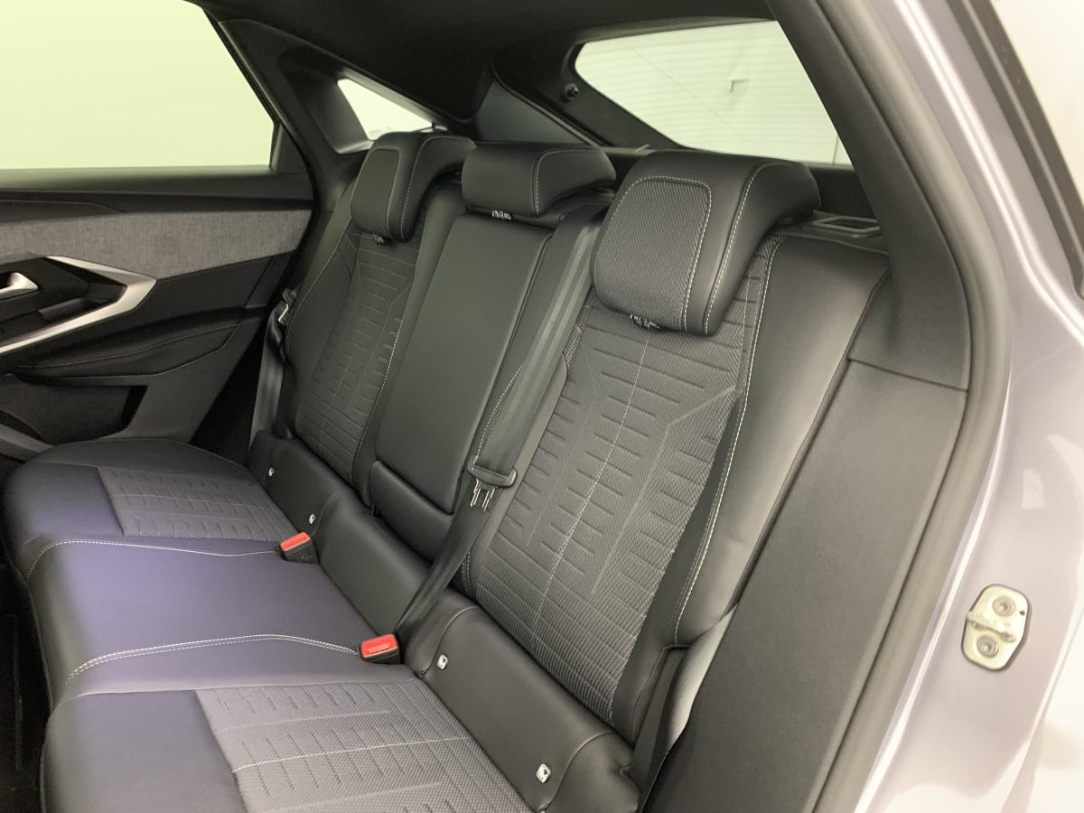 Vente en ligne Peugeot 3008 Hybrid 145 e-DCS6 GT au prix de 30 890 €