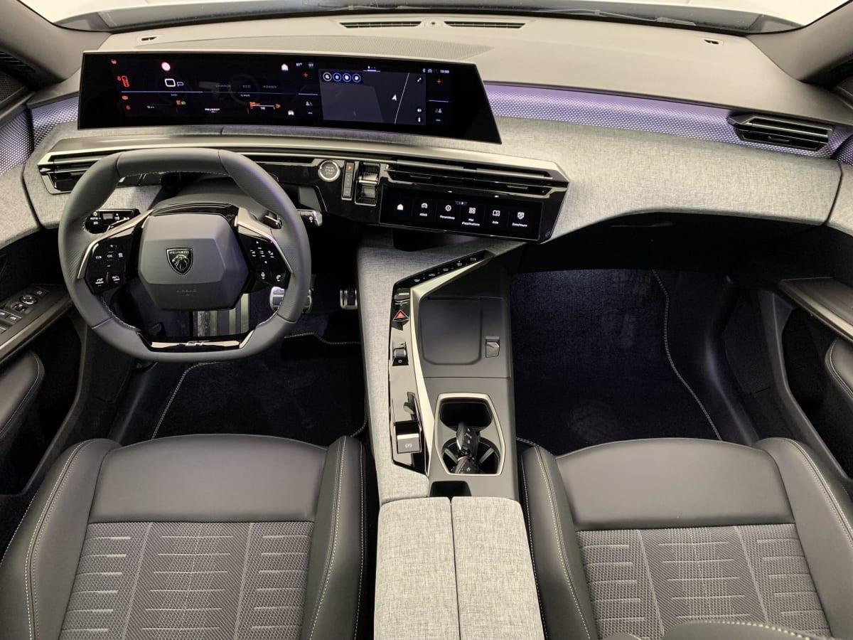Vente en ligne Peugeot 3008 Hybrid 145 e-DCS6 GT au prix de 30 890 €