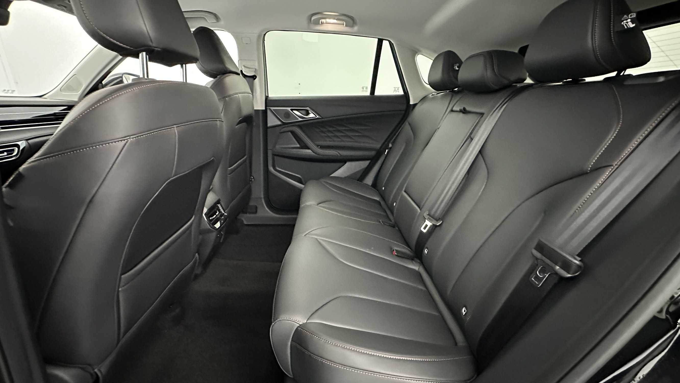Vente en ligne Mg EHS EHS 1.5 Hybrid+ 224ch Luxury au prix de 28 700 €