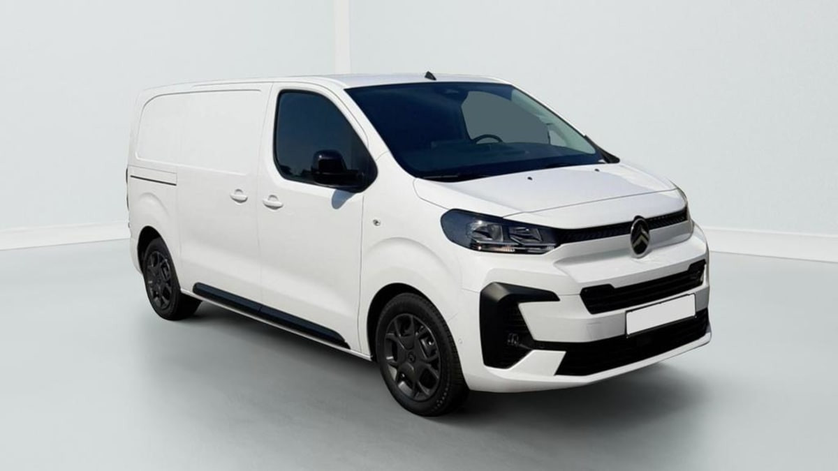 Vente en ligne Citroën Jumpy Fourgon DIESEL 180 CH M AUTOMAT au prix de 32 890 €