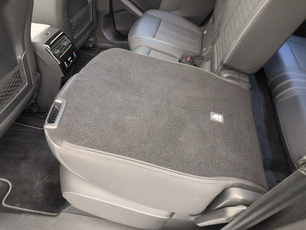 Vente en ligne Peugeot 5008 HYBRID 145CH E-DCS6 GT au prix de 30 570 €