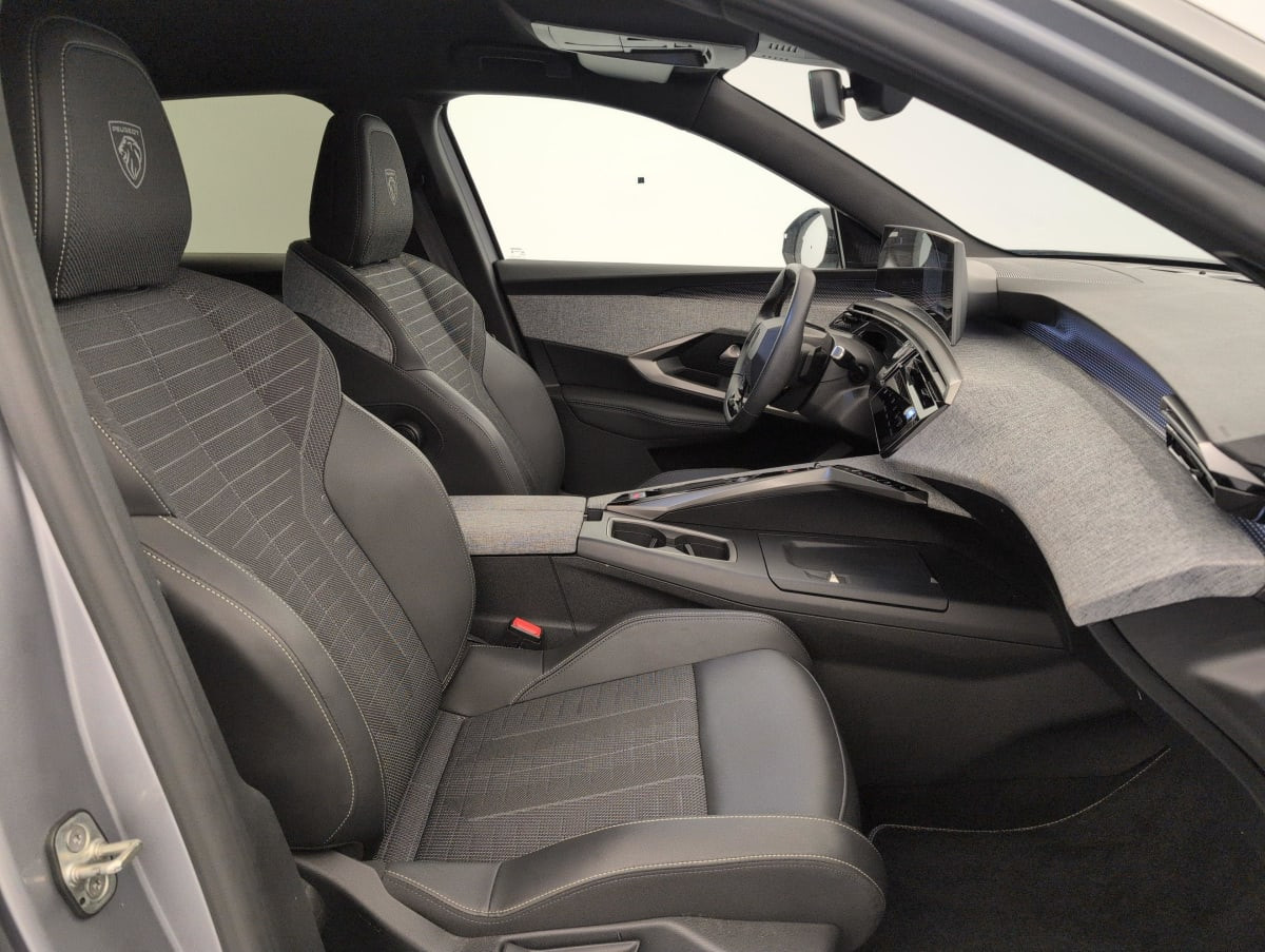 Vente en ligne Peugeot 3008 Hybrid 145 e-DCS6 GT au prix de 29 540 €