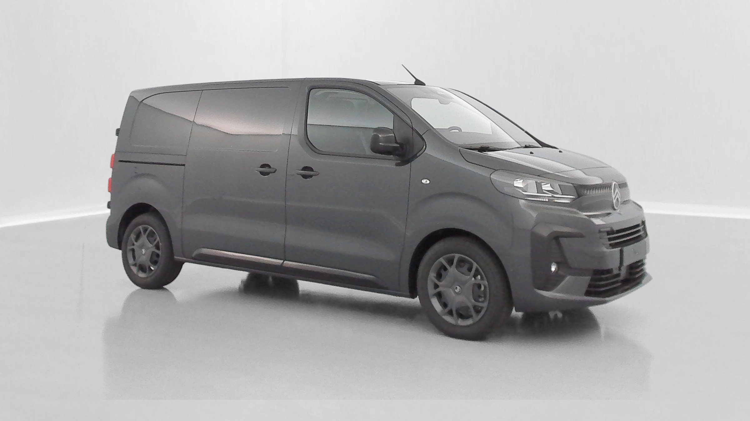 Vente en ligne Citroën Jumpy Fourgon JUMPY M 2.2 BlueHDi 180ch EAT8 au prix de 33 080 €