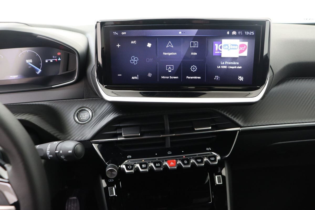 Vente en ligne Peugeot 2008 Turbo 100 ch BVM6 Allure au prix de 20 260 €