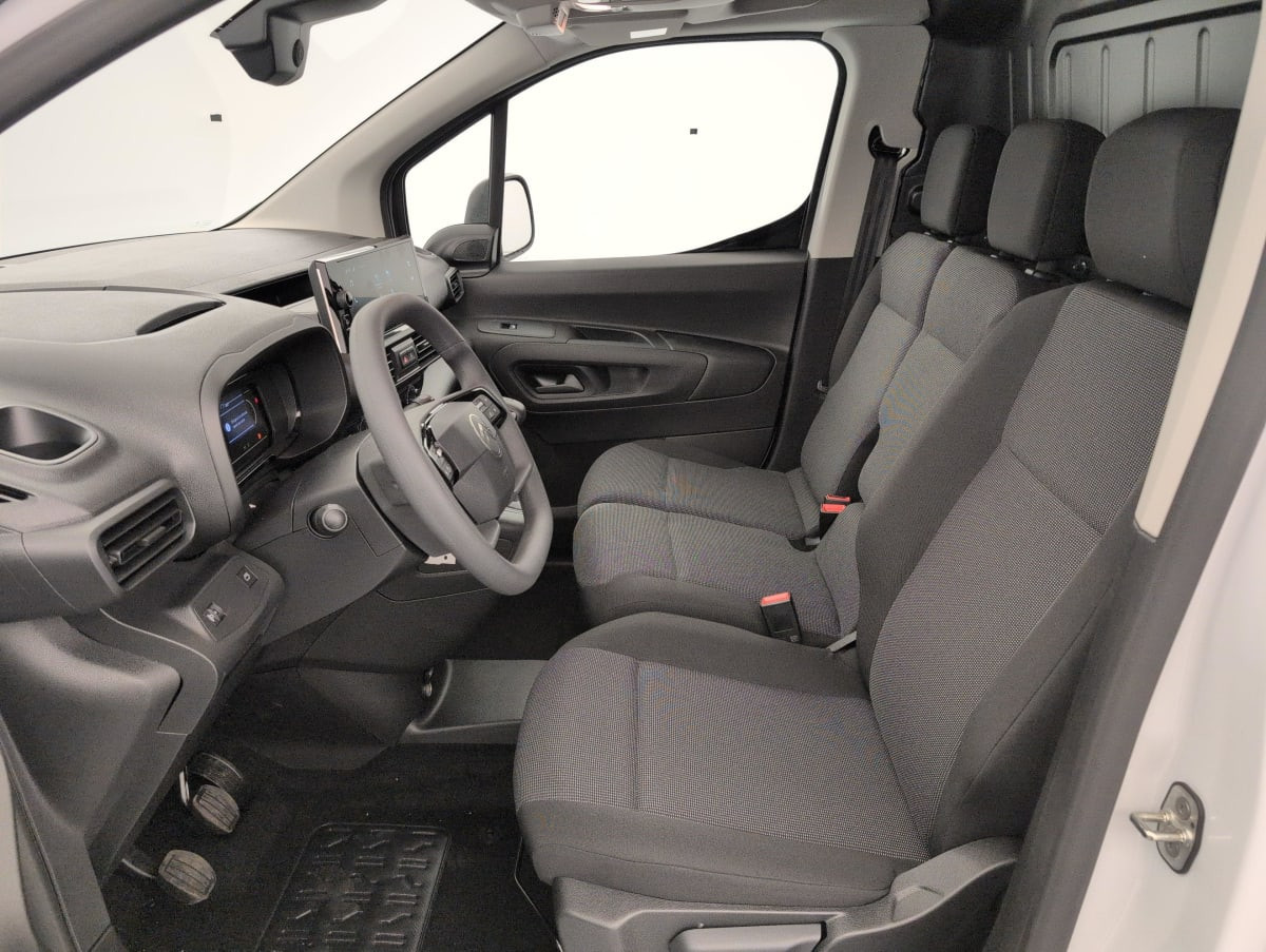Vente en ligne Citroën Berlingo Fourgon M DIESEL 100 CH MANUELLE au prix de 20 530 €