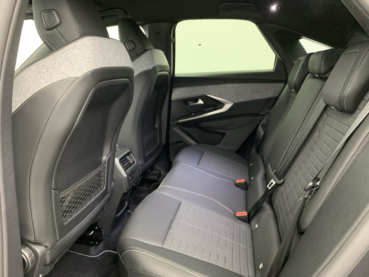 Vente en ligne Peugeot 3008 Hybrid 145 e-DCS6 GT au prix de 30 890 €