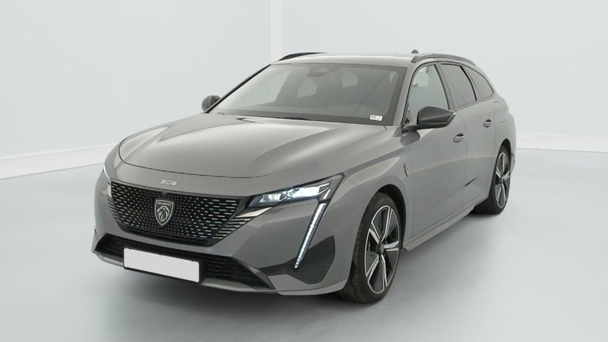 Peugeot 308 SW PHEV 225 e-EAT8 GT occasion de 2024 en vente à Rennes