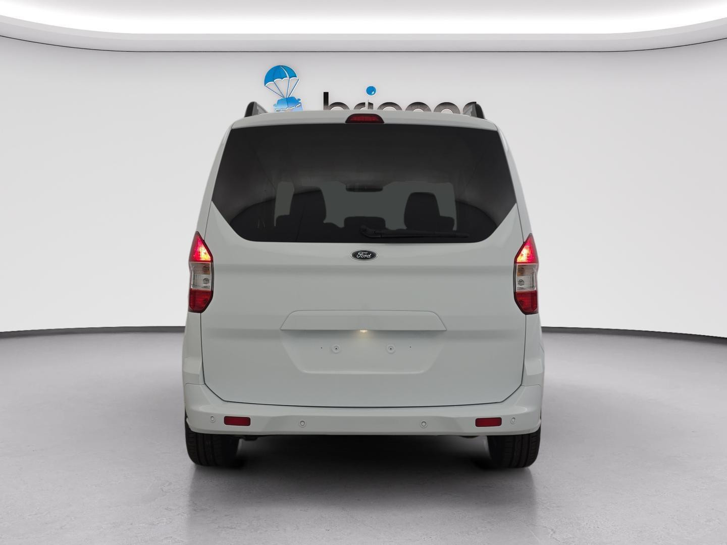 Vente en ligne Ford Tourneo Courier 1.5 TDCI 100ch Trend + Radars AV/AR + Climatisation Automatique au prix de 14 990 €
