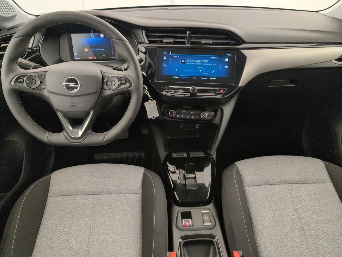 Vente en ligne Opel Corsa 1.2 Turbo 100 ch BVA8 Edition au prix de 17 180 €