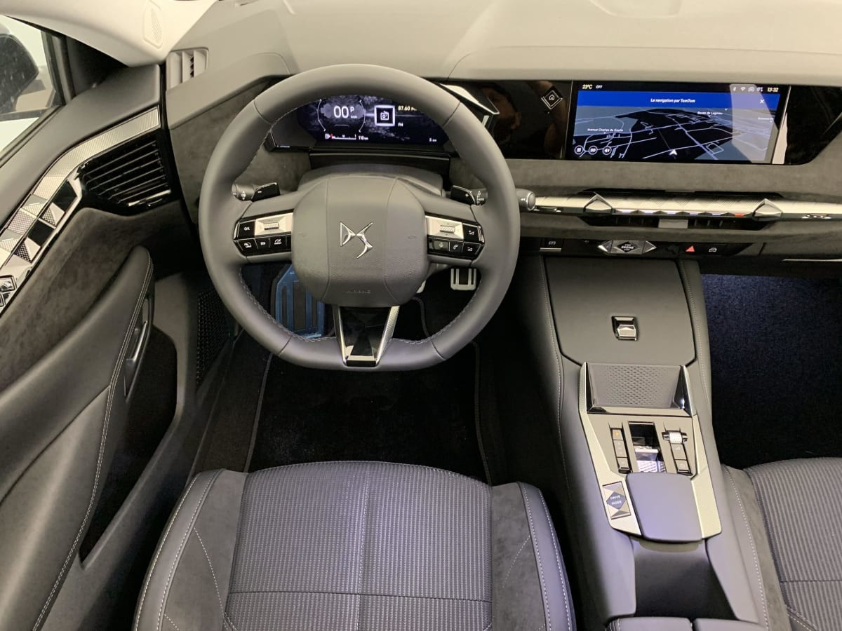 Vente en ligne Ds DS4 Hybride 145 e-DCT6 Etoile - Alcantara au prix de 32 950 €