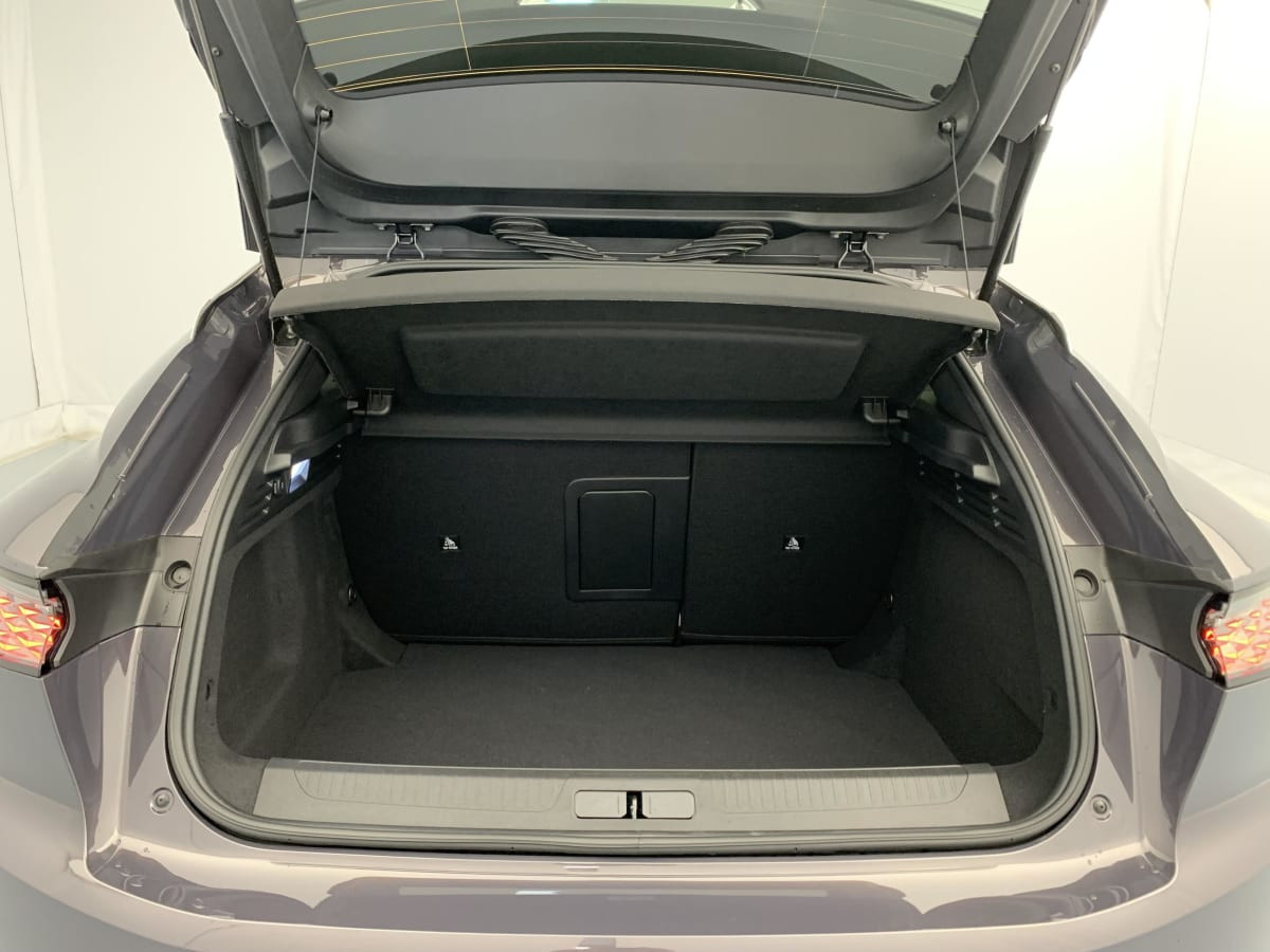 Vente en ligne Ds DS4 Hybride 145 e-DCT6 Etoile - Alcantara au prix de 32 950 €