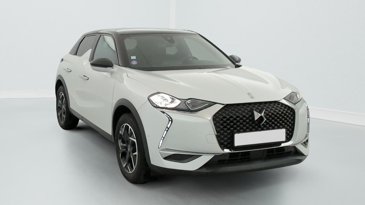 Vente en ligne Ds Ds3 Crossback PURETECH 130 EAT8 CONNECTED CHIC au prix de 14 090 €