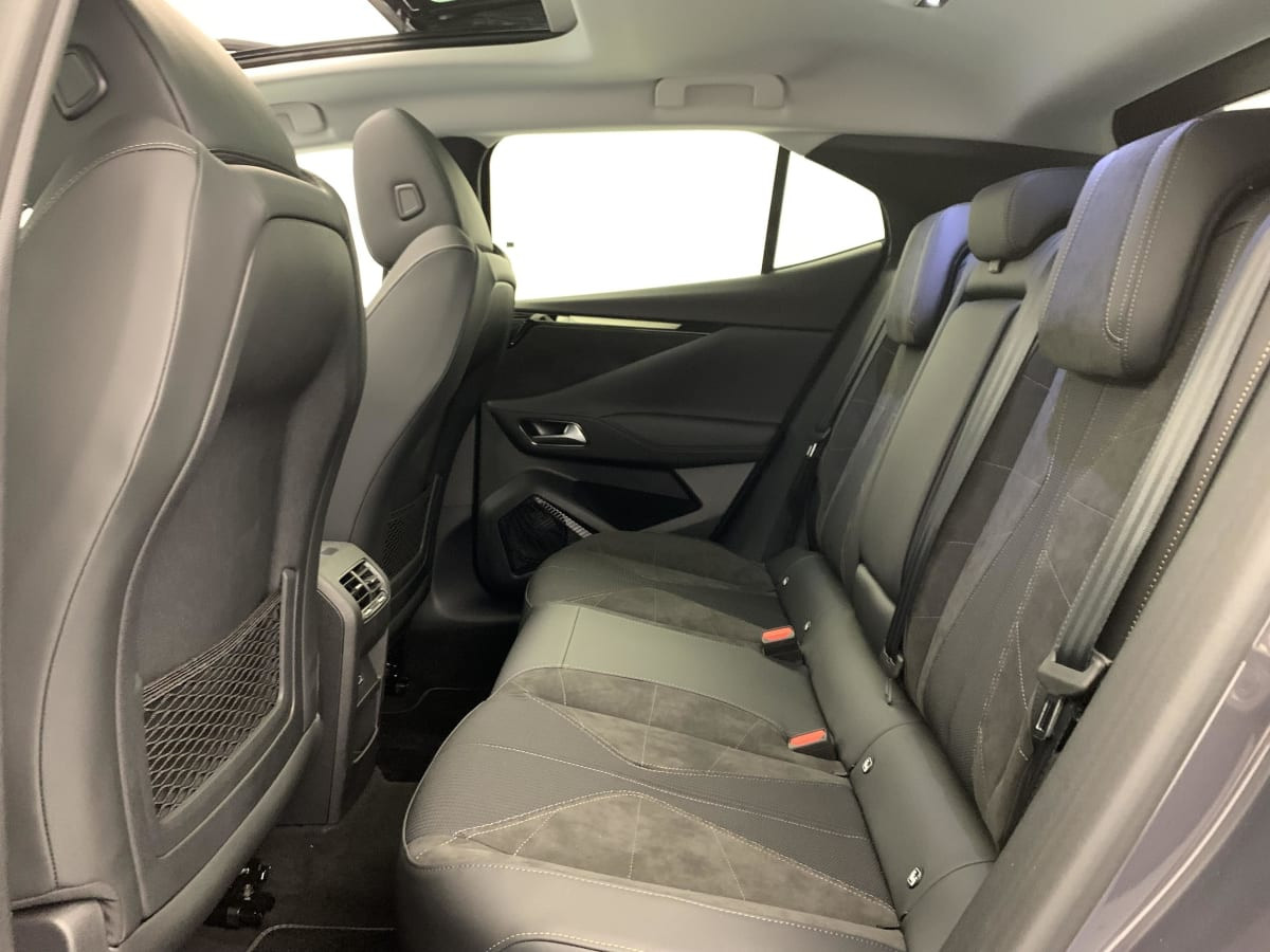 Vente en ligne Ds DS4 Hybride 145 e-DCT6 Etoile - Alcantara au prix de 32 950 €