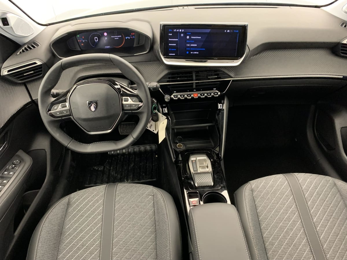 Vente en ligne Peugeot 208 Hybrid 110 ch e-DCS6 Allure au prix de 21 290 €