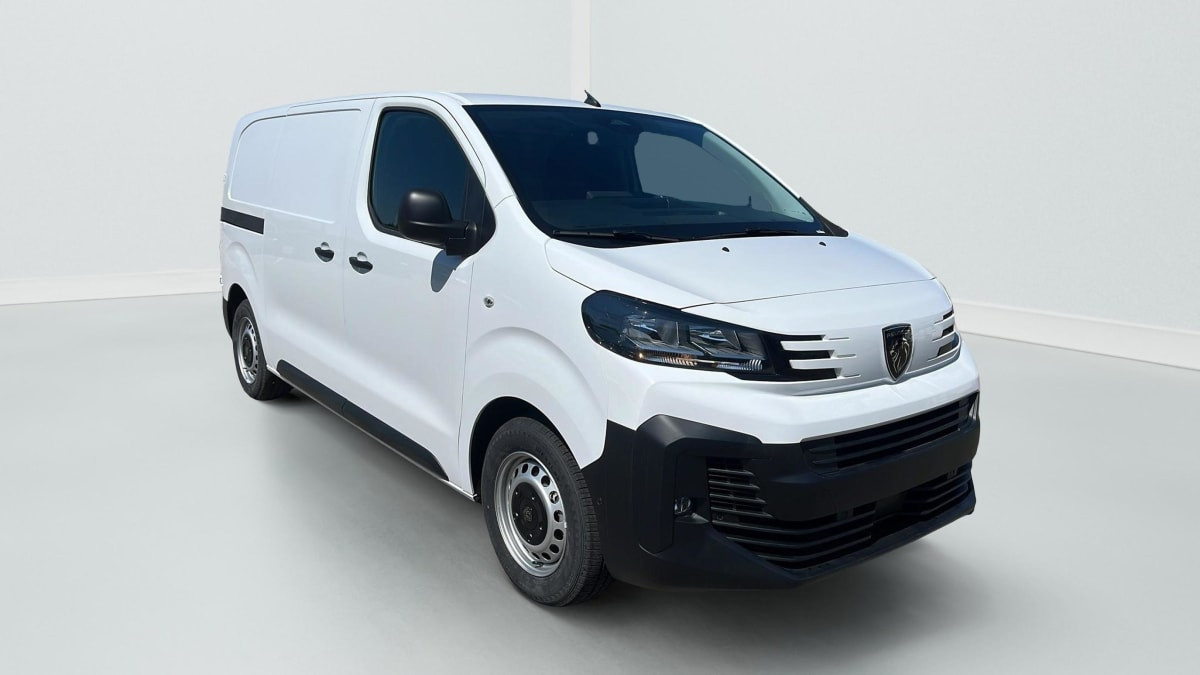 Vente en ligne Peugeot Expert M DIESEL 120 CH MANUELLE au prix de 26 710 €