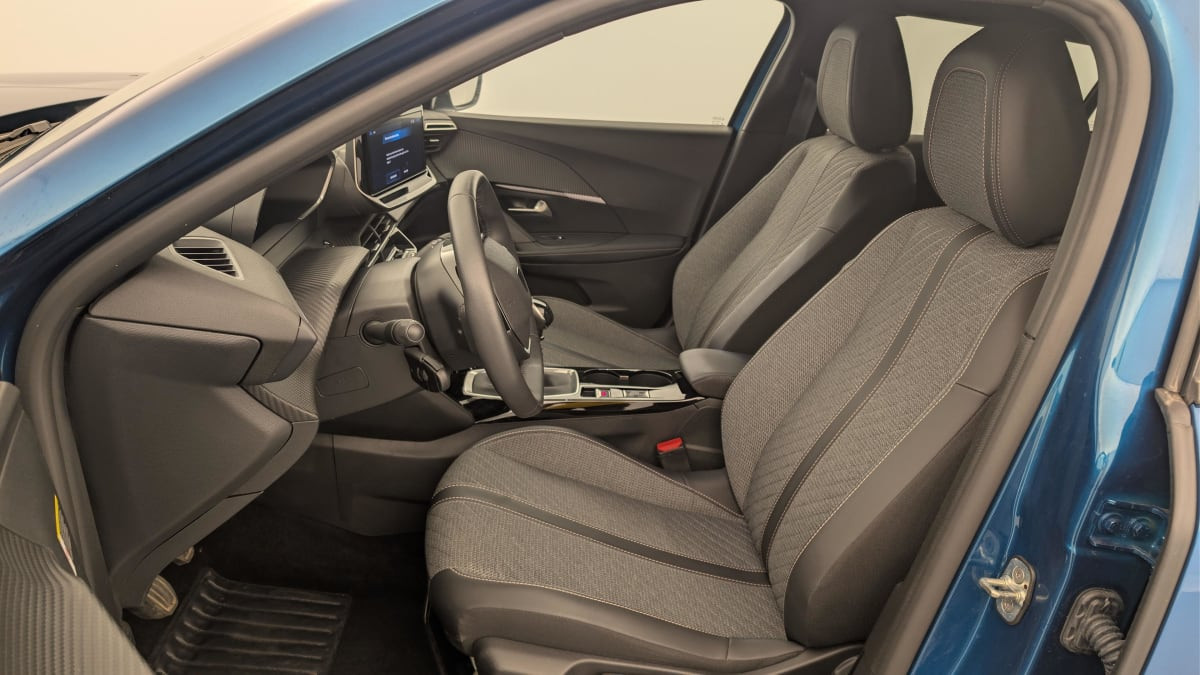 Vente en ligne Peugeot 2008 100 S S BVM6 Allure au prix de 18 300 €