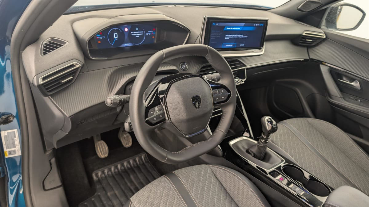 Vente en ligne Peugeot 2008 100 S S BVM6 Allure au prix de 18 300 €