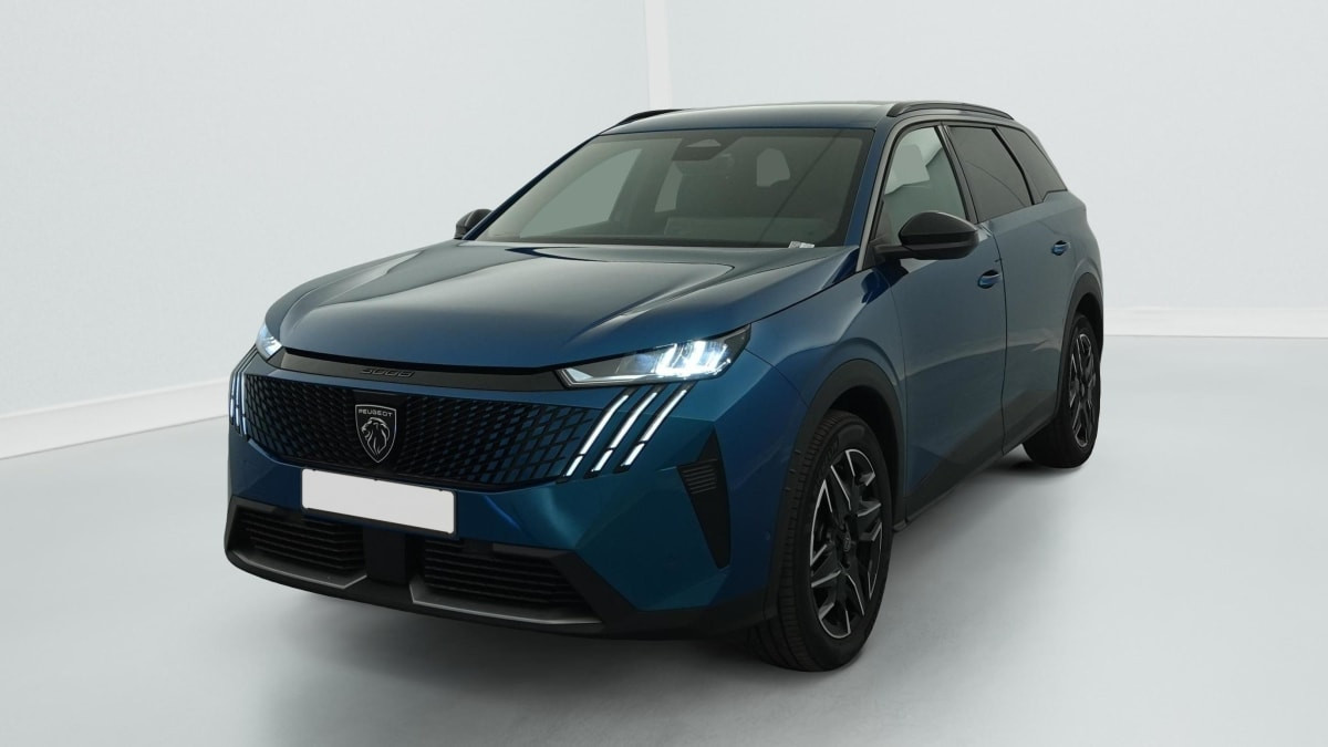 Peugeot 5008 HYBRID 145 CH E-DCS6 ALLURE occasion de 2025 en vente à Rennes