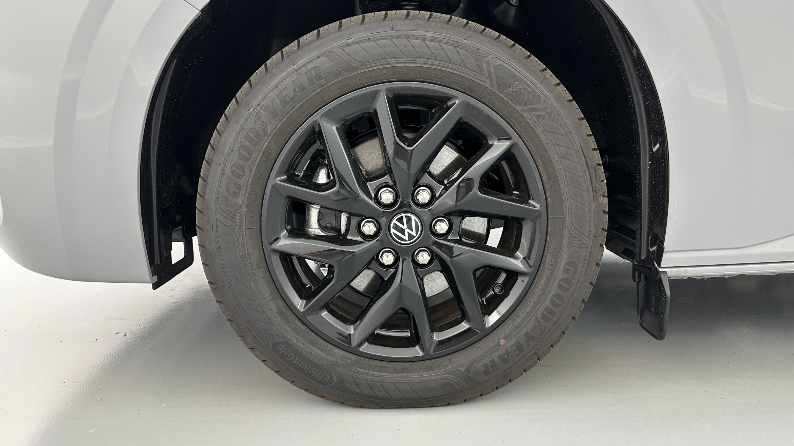Vente en ligne Volkswagen Transporter TRANSPORTER PROCAB T7 L1H1 2.0 TDI 170ch Business BVA8 au prix de 50 600 €
