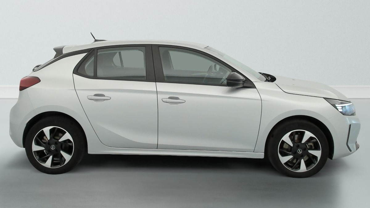 Vente en ligne Opel Corsa 136 ch Autonomie 356 km Edition au prix de 18 730 €