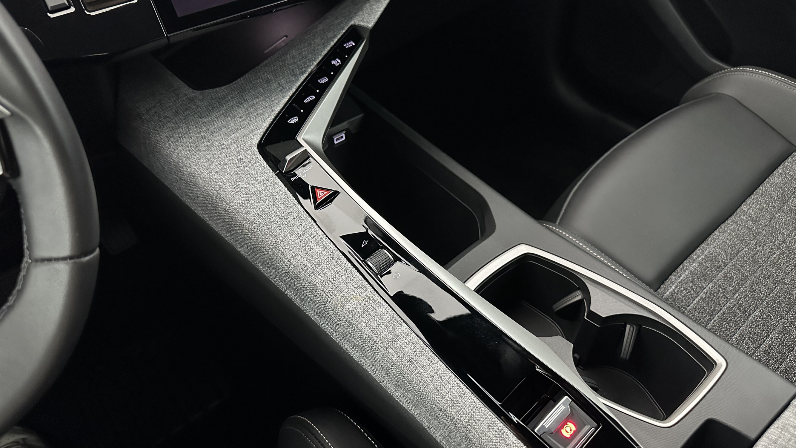 Vente en ligne Peugeot 5008 5008 III 1.2 Hybrid 145ch Allure e-DCS6 au prix de 30 910 €