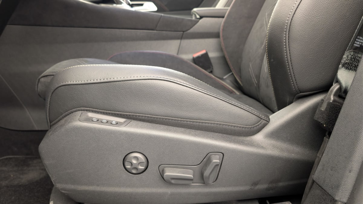 Vente en ligne Ds DS7 Crossback BlueHDi 130 EAT8 Pallas au prix de 33 650 €