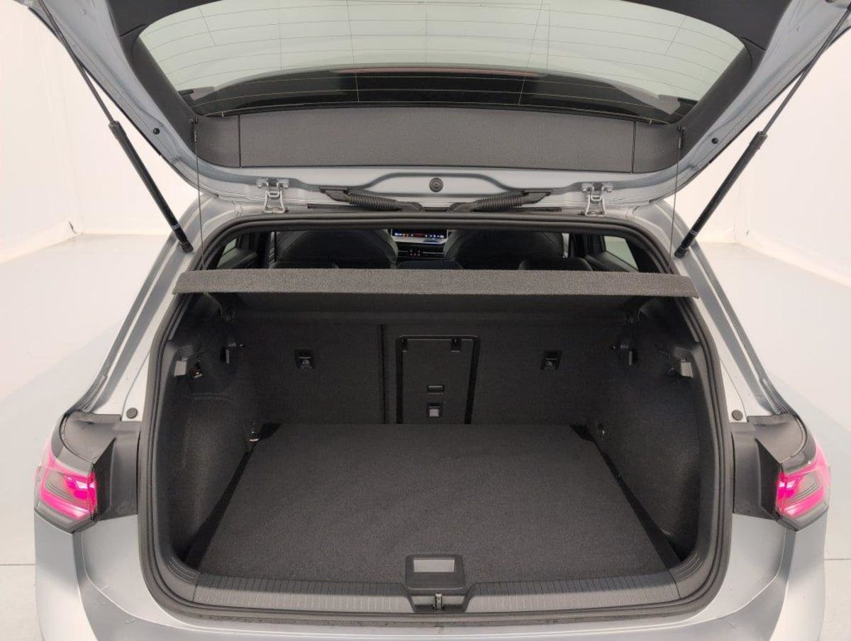 Vente en ligne Volkswagen Golf 2.0 TDI 150 DSG7 R-LINE au prix de 33 660 €