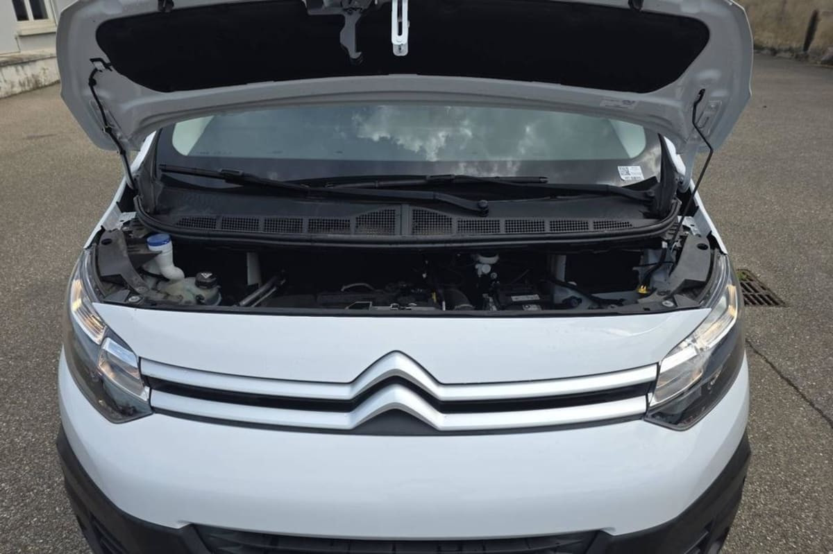 Vente en ligne Citroën Jumpy Fourgon JUMPY CAB APPROFONDIE XL BLUEHDI 145 S S BVM6 au prix de 30 420 €