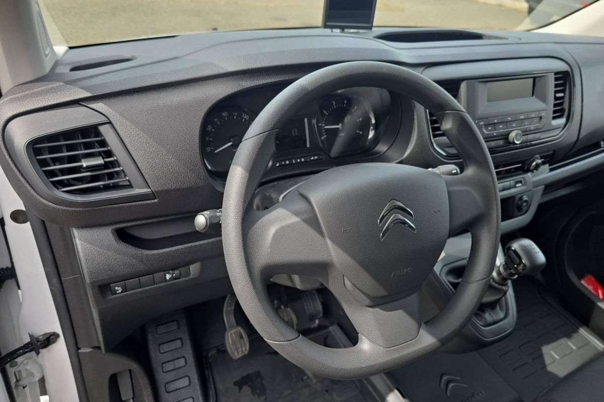 Vente en ligne Citroën Jumpy Fourgon JUMPY CAB APPROFONDIE XL BLUEHDI 145 S S BVM6 au prix de 30 420 €