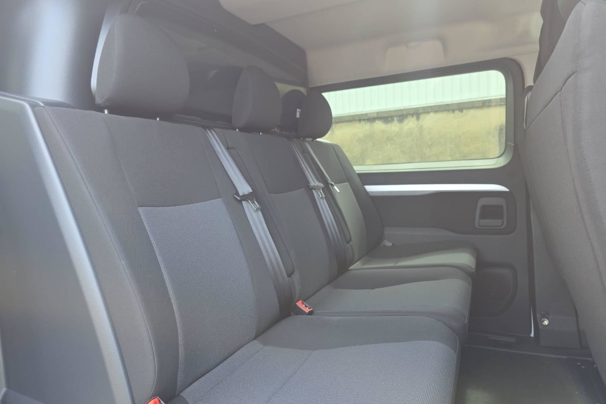 Vente en ligne Citroën Jumpy Fourgon JUMPY CAB APPROFONDIE XL BLUEHDI 145 S S BVM6 au prix de 30 420 €