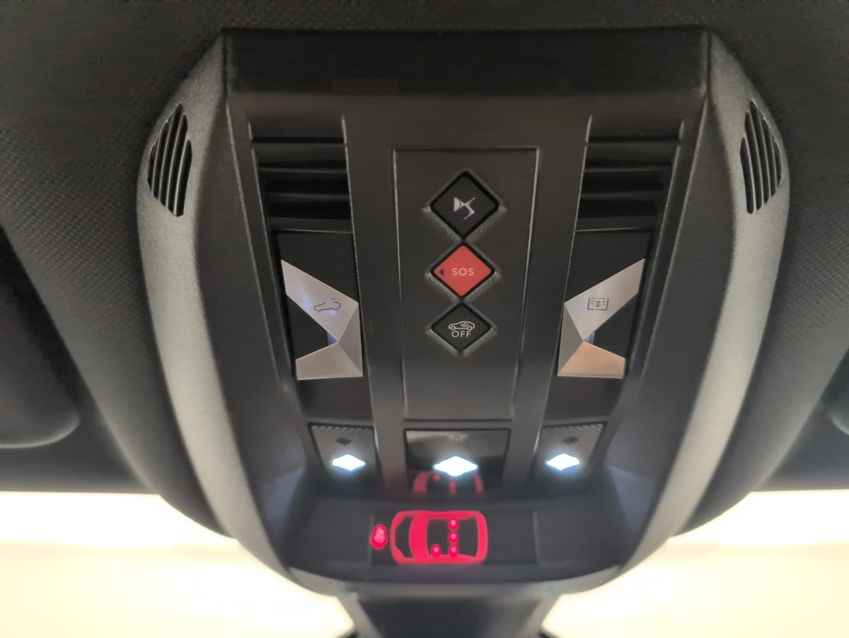 Vente en ligne Ds DS7 Crossback Hybride Rechargeable E-Tense 225 EAT8 Etoile au prix de 40 870 €