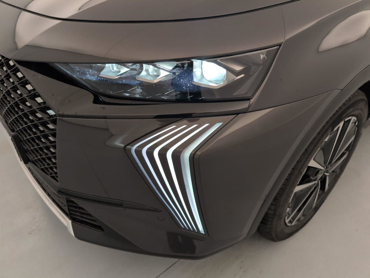 Vente en ligne Ds DS7 Crossback Hybride Rechargeable E-Tense 225 EAT8 Etoile au prix de 40 870 €