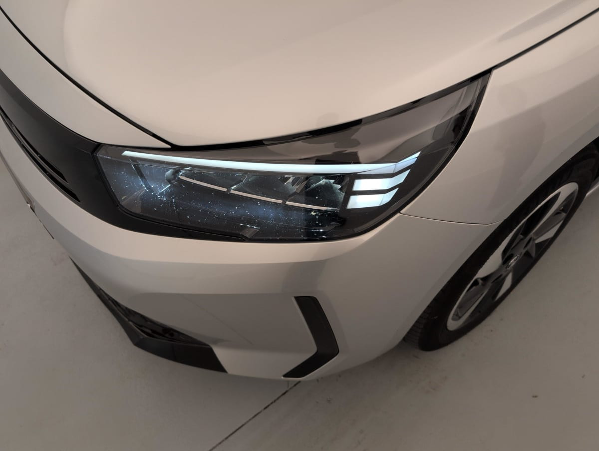 Vente en ligne Opel Corsa 136 ch Autonomie 356 km Edition au prix de 18 730 €