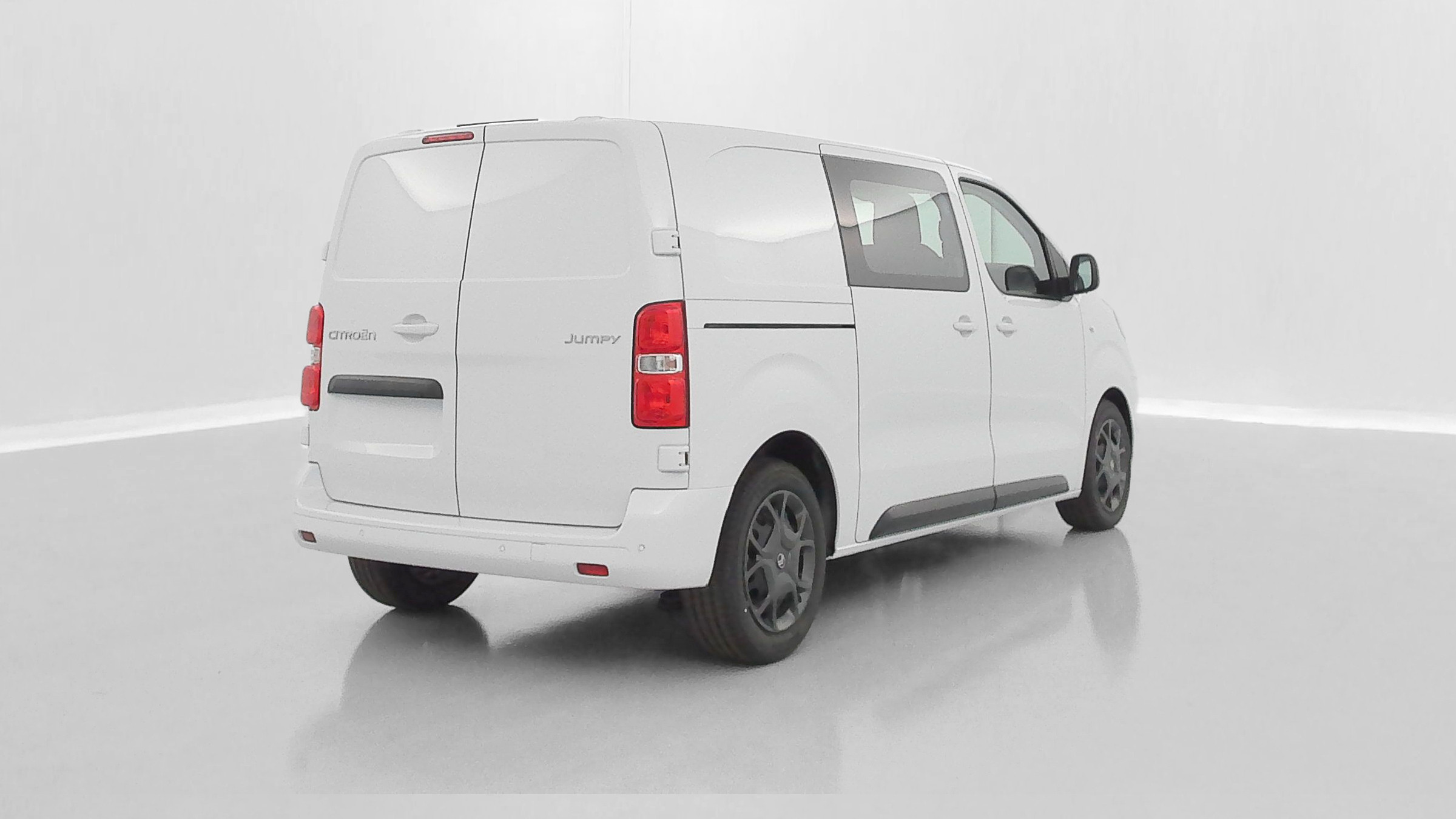 Vente en ligne Citroën Jumpy Fourgon JUMPY CA M 2.2 BlueHDi 180ch EAT8 au prix de 36 680 €