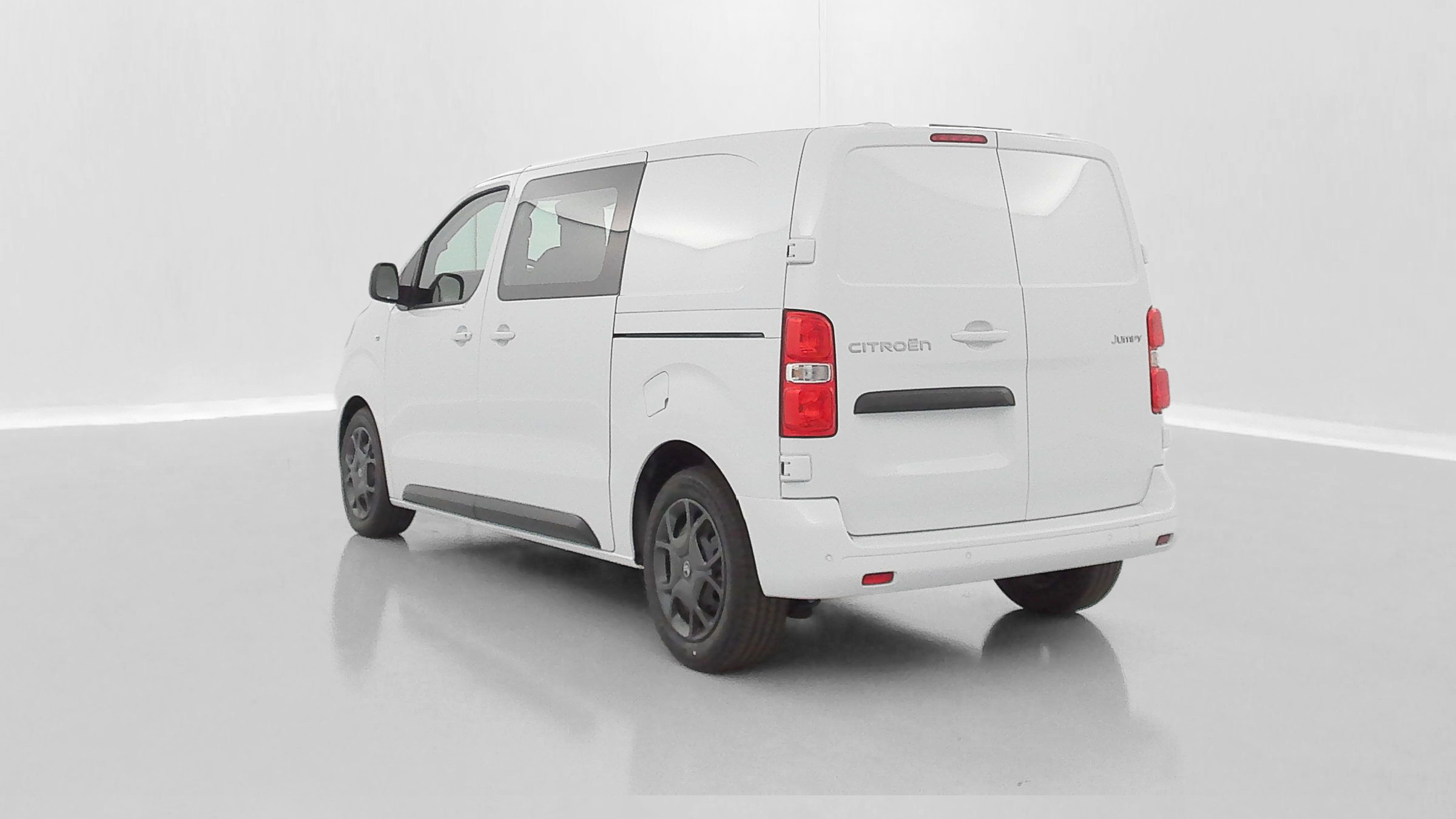 Vente en ligne Citroën Jumpy Fourgon JUMPY CA M 2.2 BlueHDi 180ch EAT8 au prix de 36 680 €