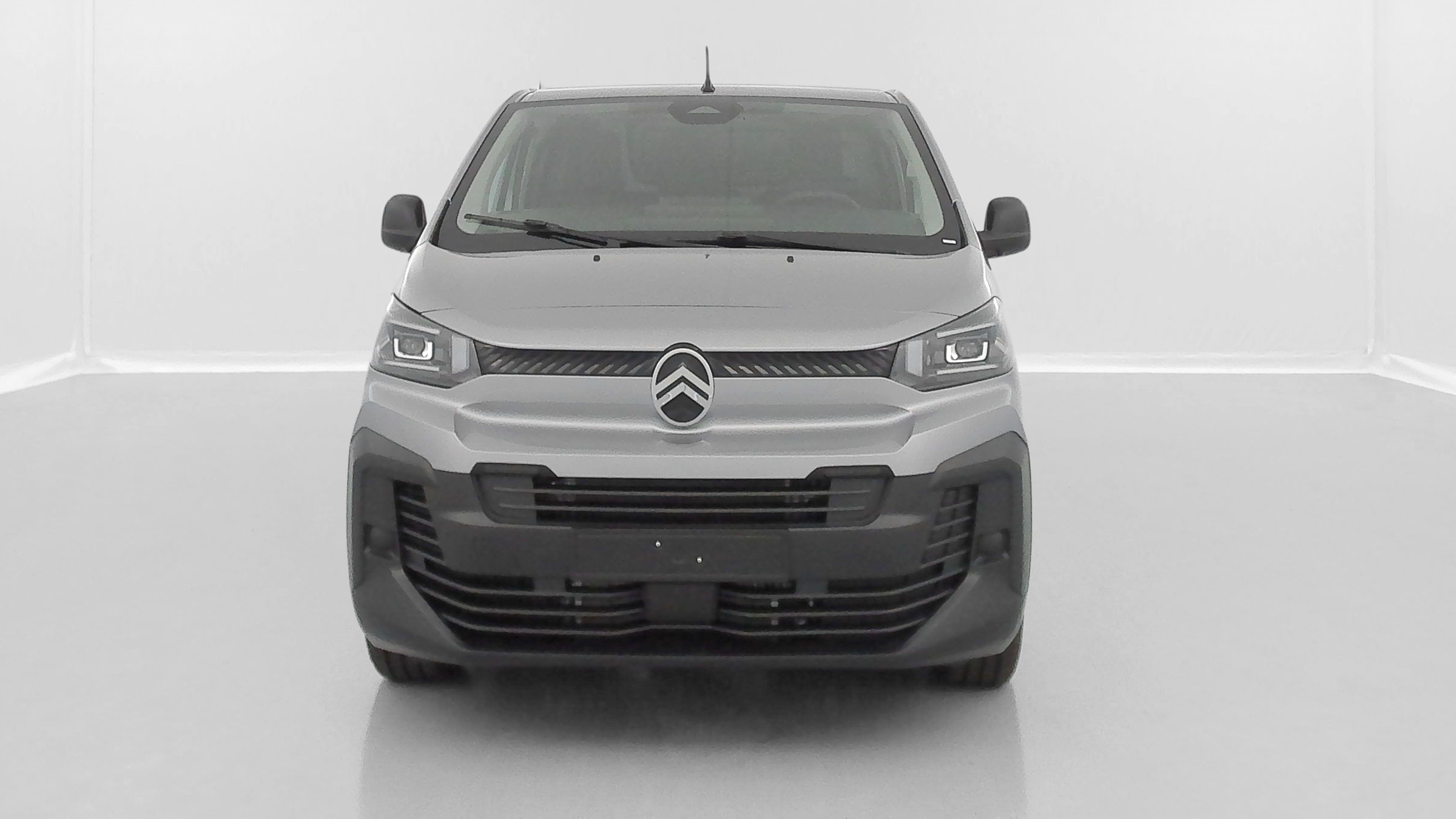 Vente en ligne Citroën Jumpy Fourgon JUMPY M 2.2 BlueHDi 180ch EAT8 au prix de 31 880 €