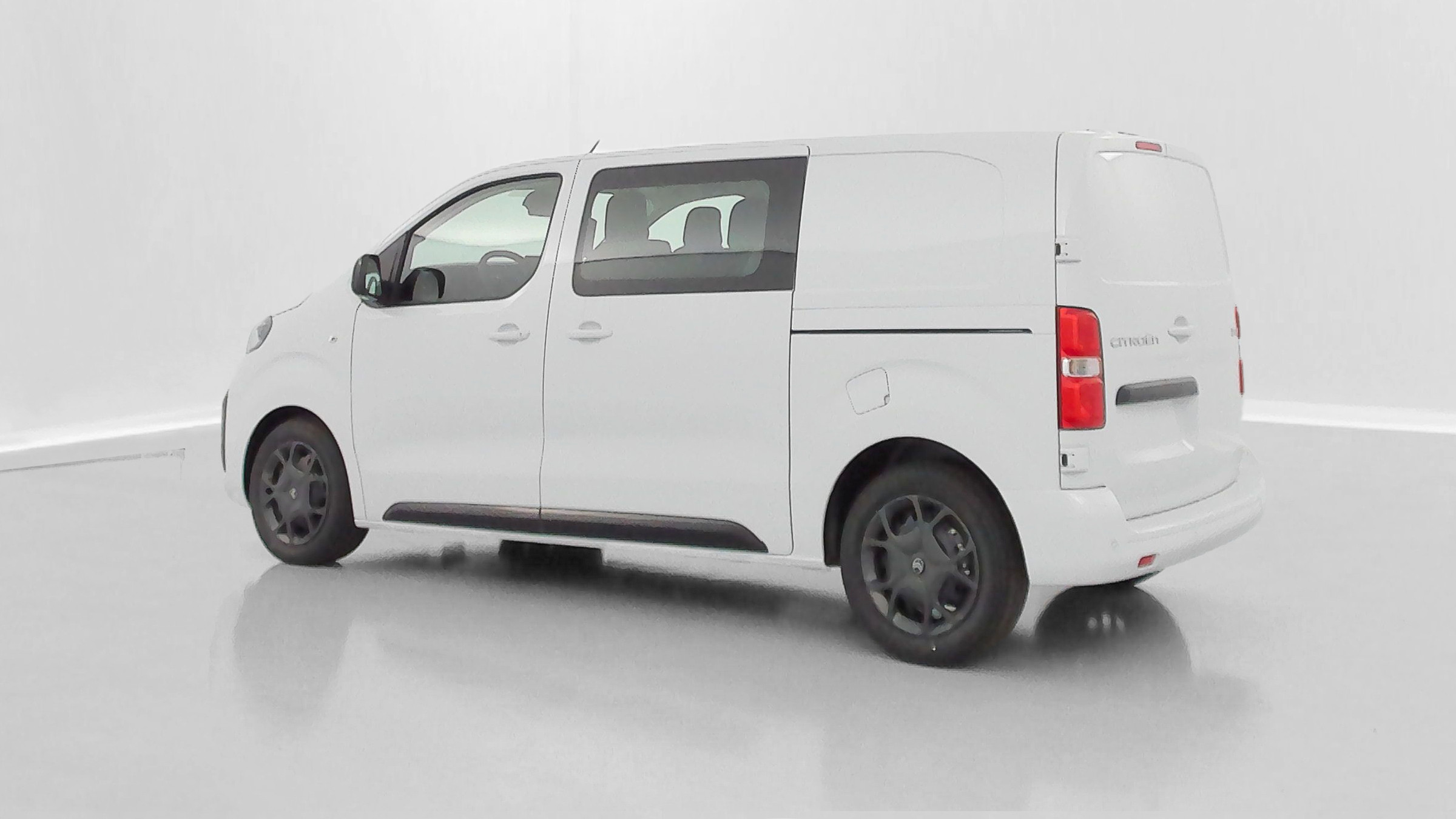 Vente en ligne Citroën Jumpy Fourgon JUMPY CA M 2.2 BlueHDi 180ch EAT8 au prix de 36 680 €