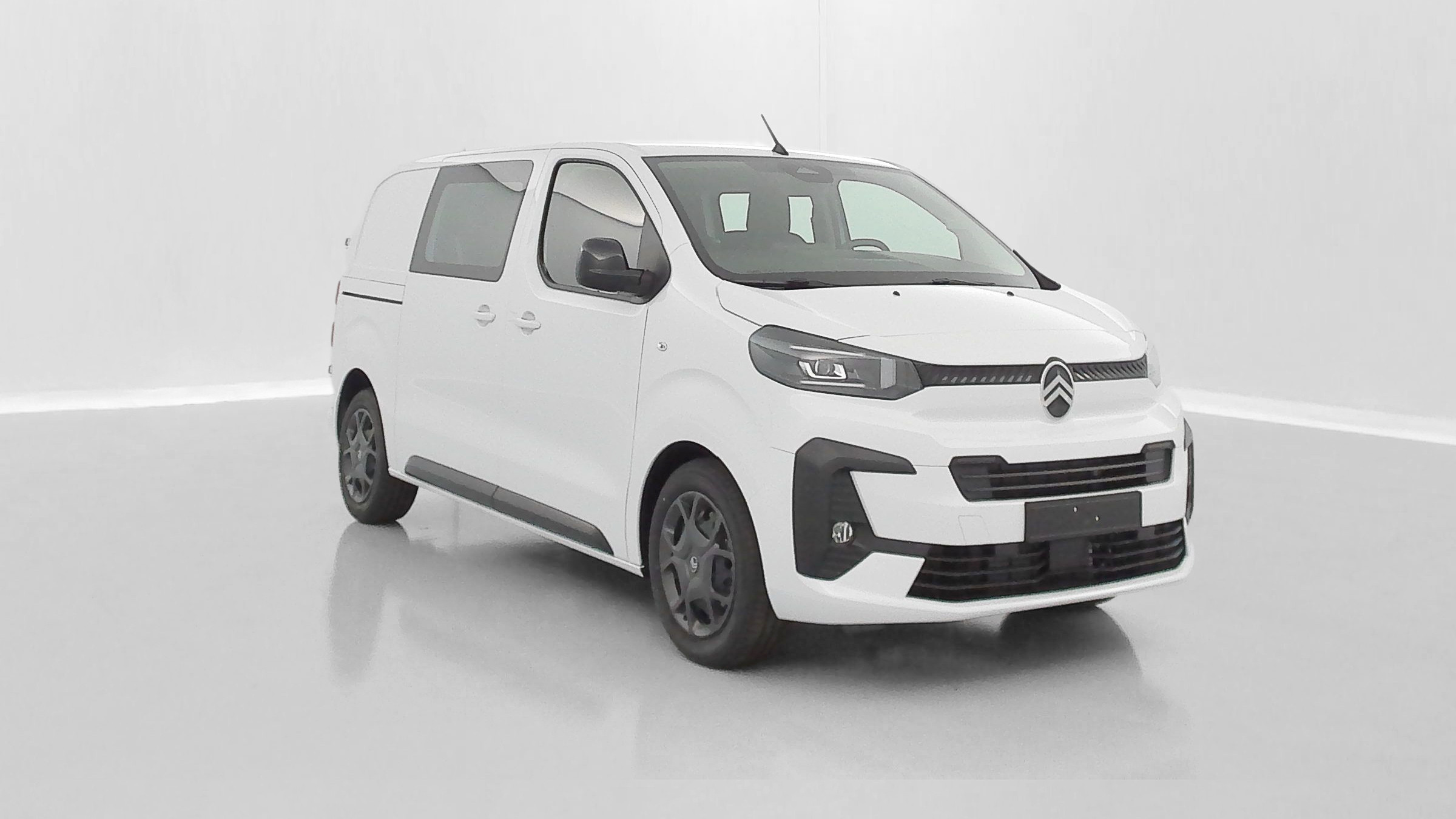 Vente en ligne Citroën Jumpy Fourgon JUMPY CA M 2.2 BlueHDi 180ch EAT8 au prix de 36 680 €
