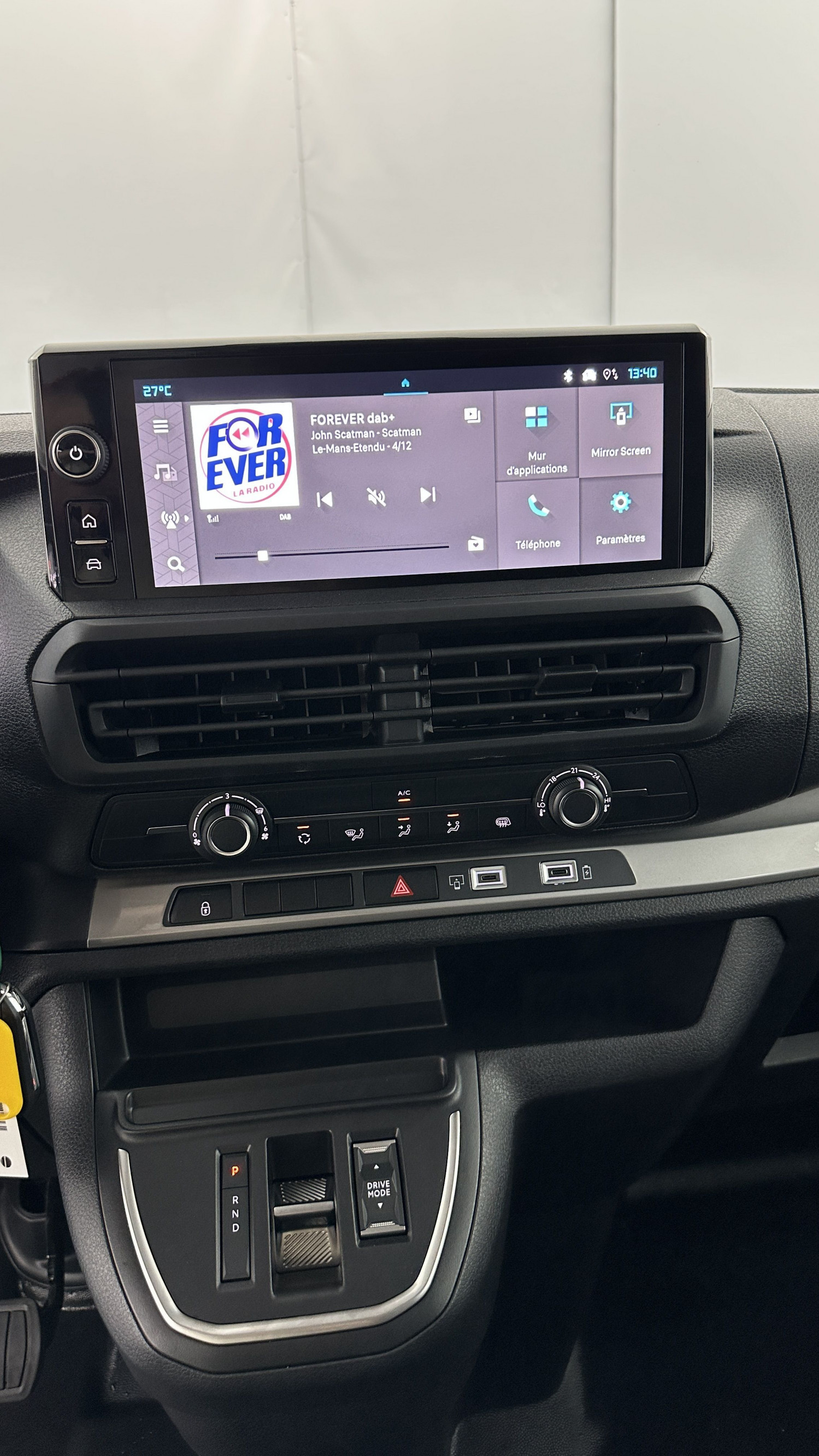 Vente en ligne Citroën Jumpy Fourgon JUMPY CA M 2.2 BlueHDi 180ch EAT8 au prix de 36 680 €