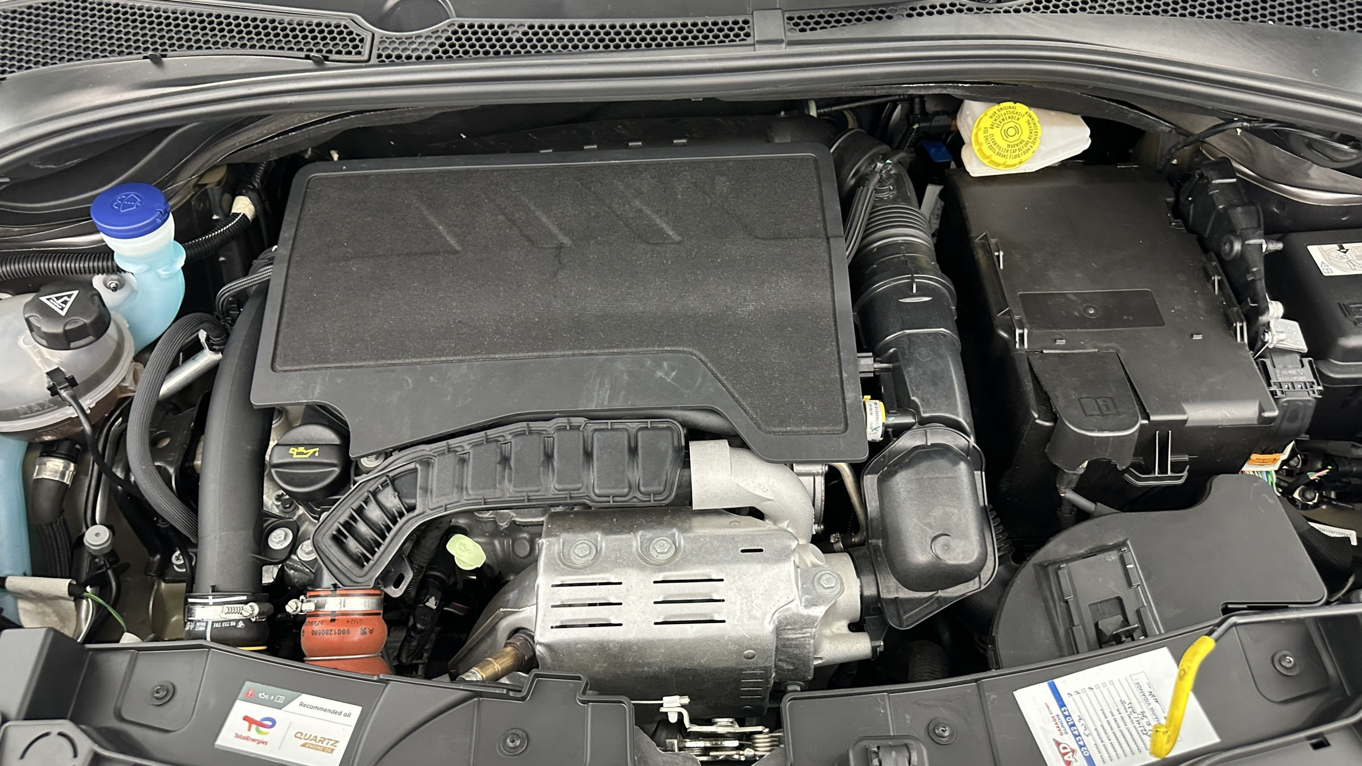 Vente en ligne Citroën C3 C3 1.2 Puretech 110ch Shine EAT6 au prix de 18 200 €