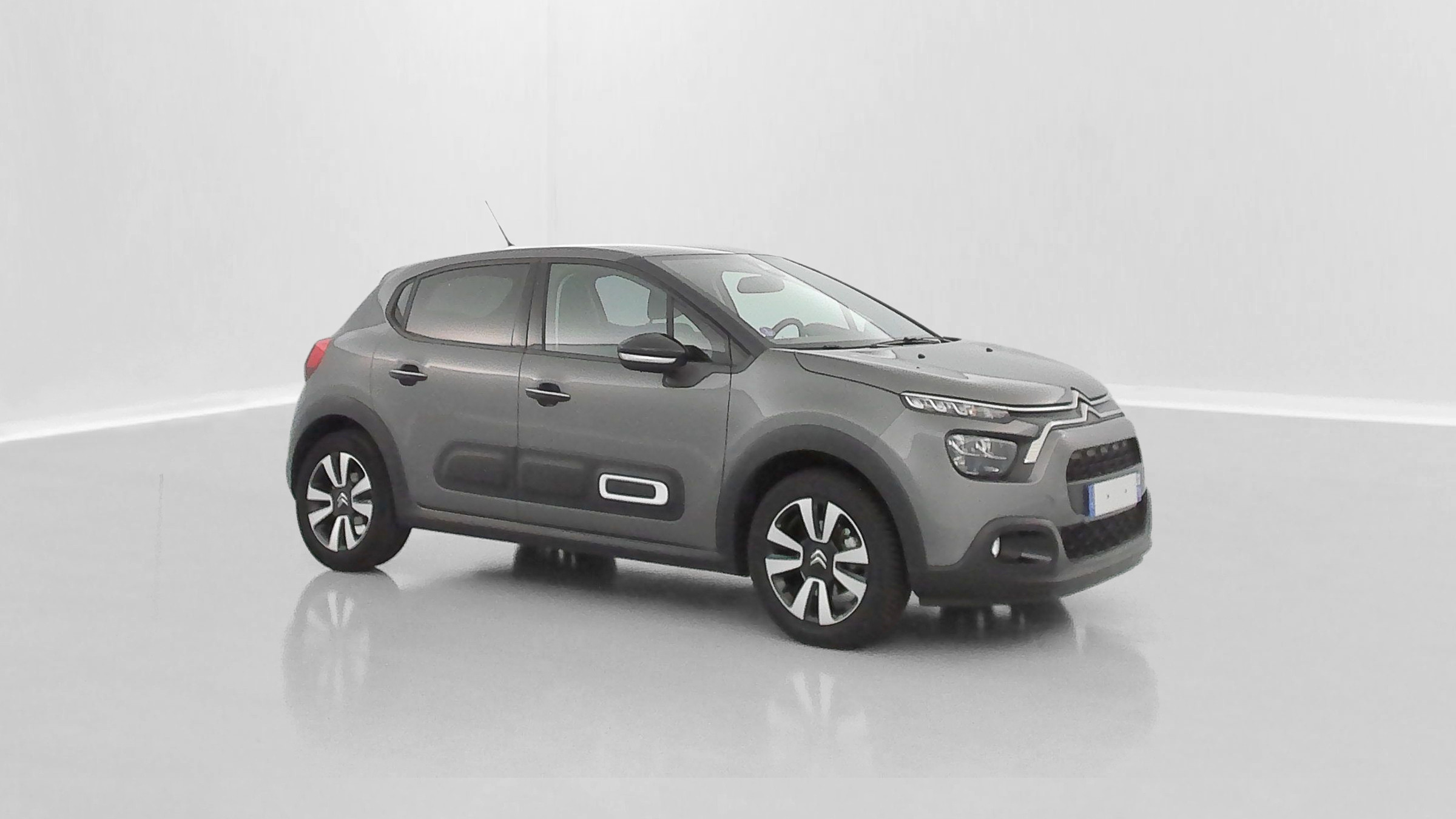 Vente en ligne Citroën C3 C3 1.2 Puretech 110ch Shine EAT6 au prix de 18 200 €