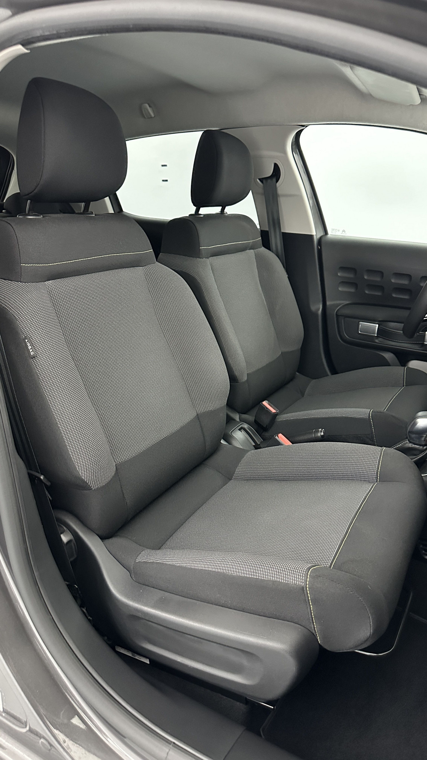 Vente en ligne Citroën C3 C3 1.2 Puretech 110ch Shine EAT6 au prix de 18 200 €