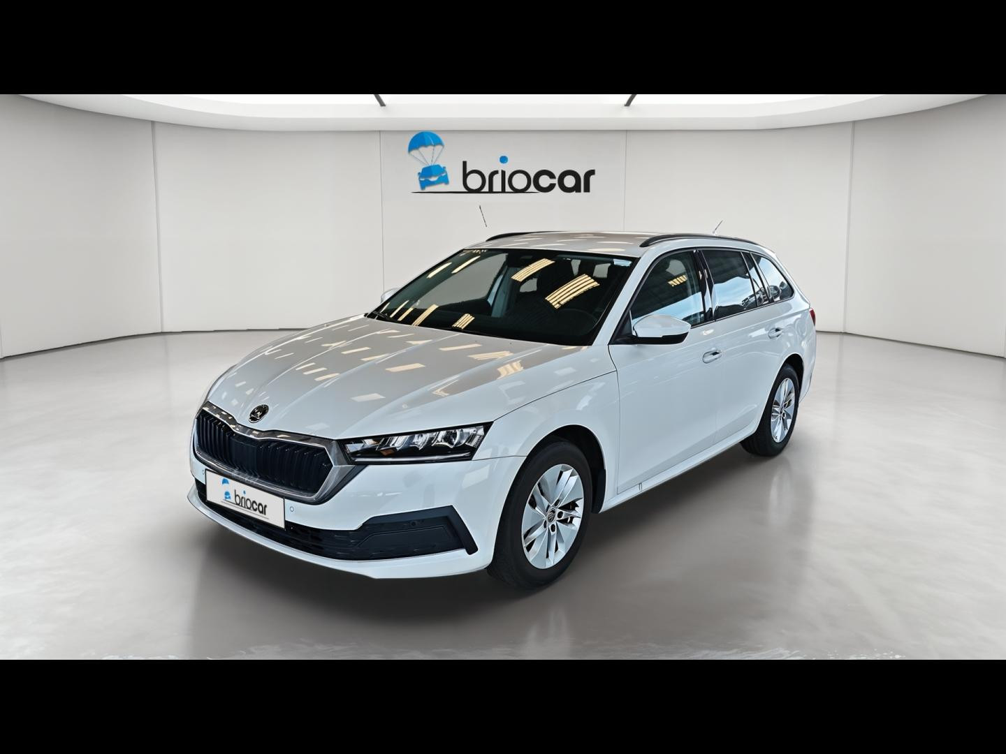 Skoda Octavia Combi 2.0 TDI 116ch Business DSG7 occasion de 2024 en vente à Rennes