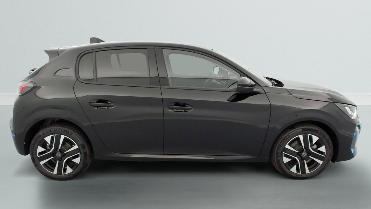 Vente en ligne Peugeot 208 Hybrid 110 ch e-DCS6 Allure au prix de 21 620 €