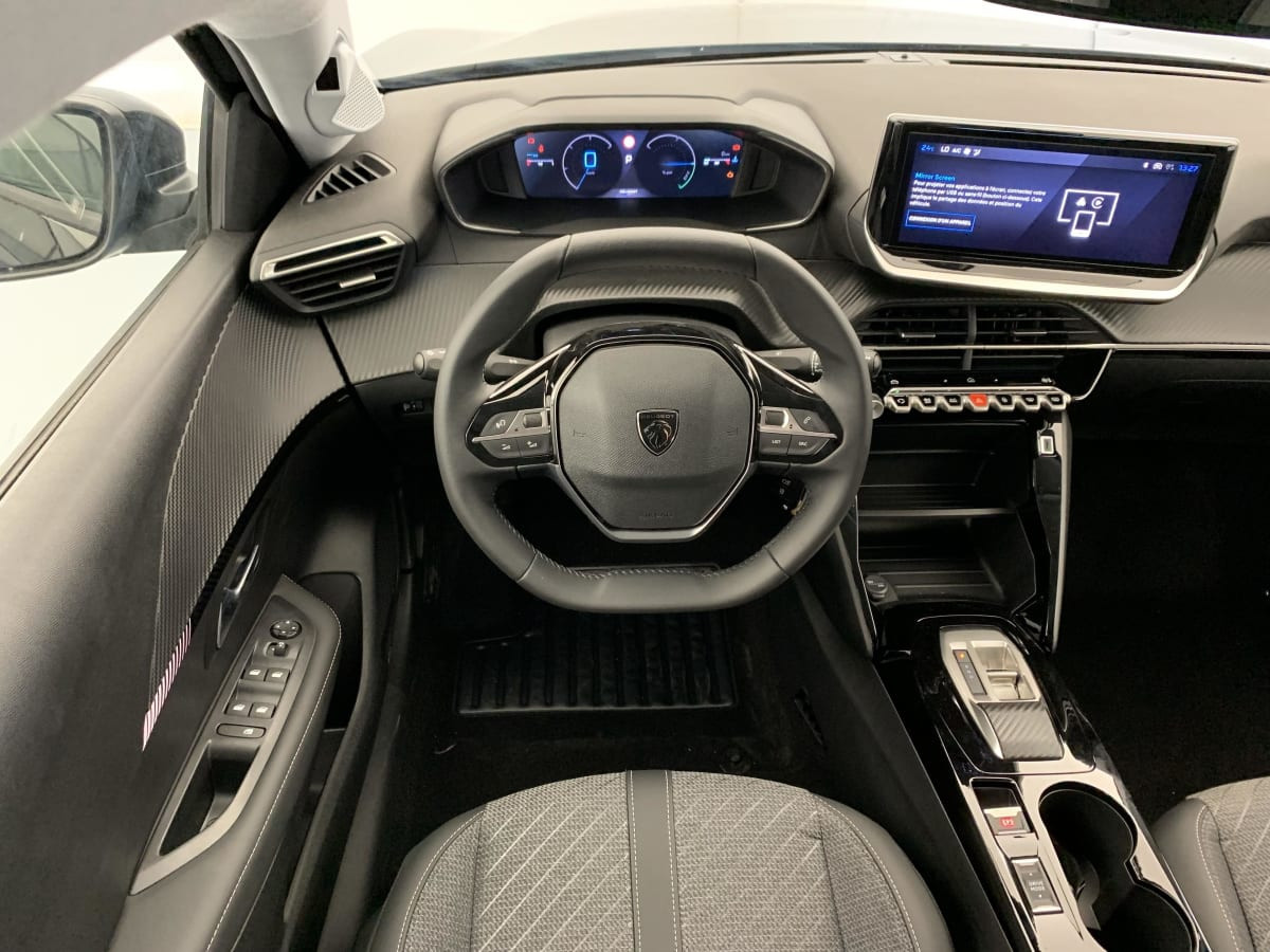 Vente en ligne Peugeot 208 Hybrid 110 ch e-DCS6 Allure au prix de 21 620 €