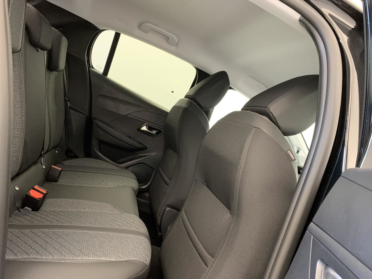 Vente en ligne Peugeot 208 Hybrid 110 ch e-DCS6 Allure au prix de 21 620 €