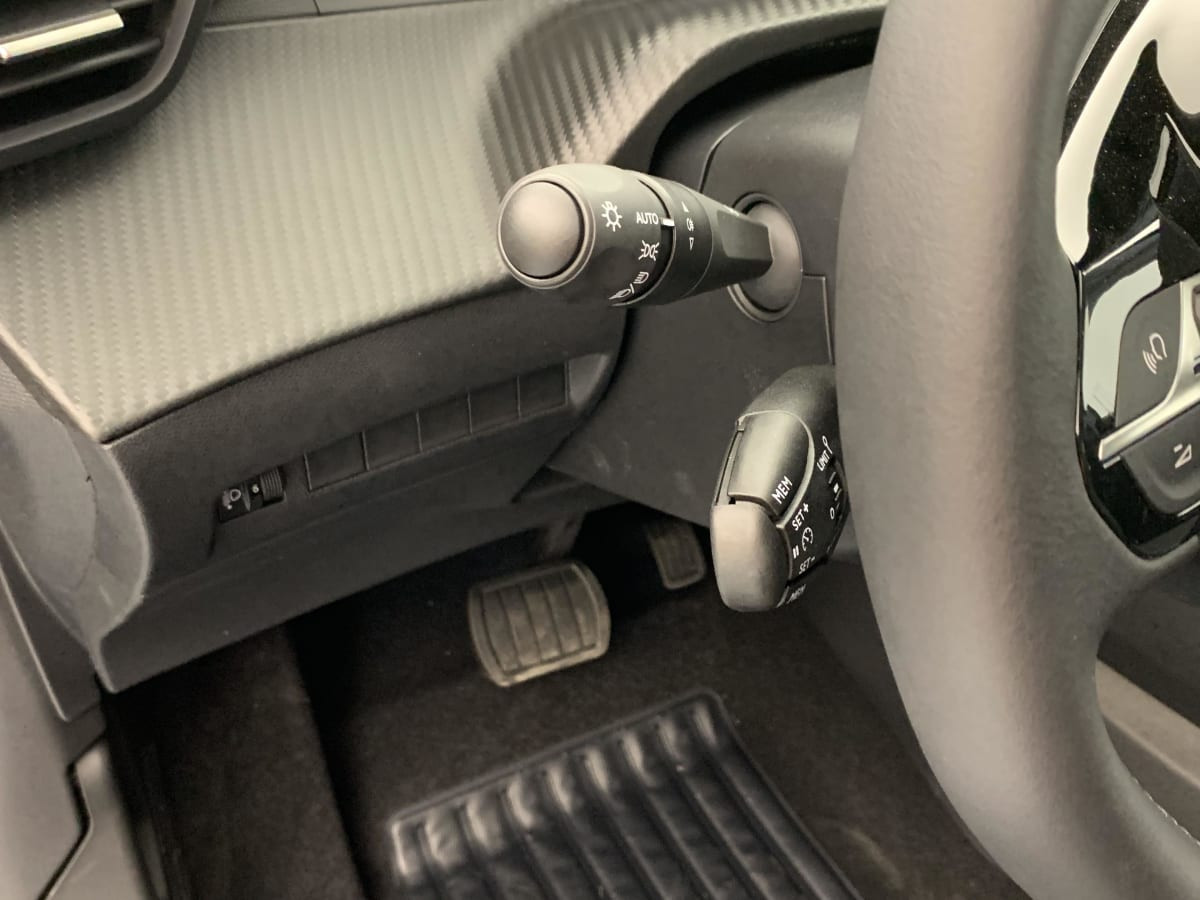Vente en ligne Peugeot 208 Hybrid 110 ch e-DCS6 Allure au prix de 21 620 €