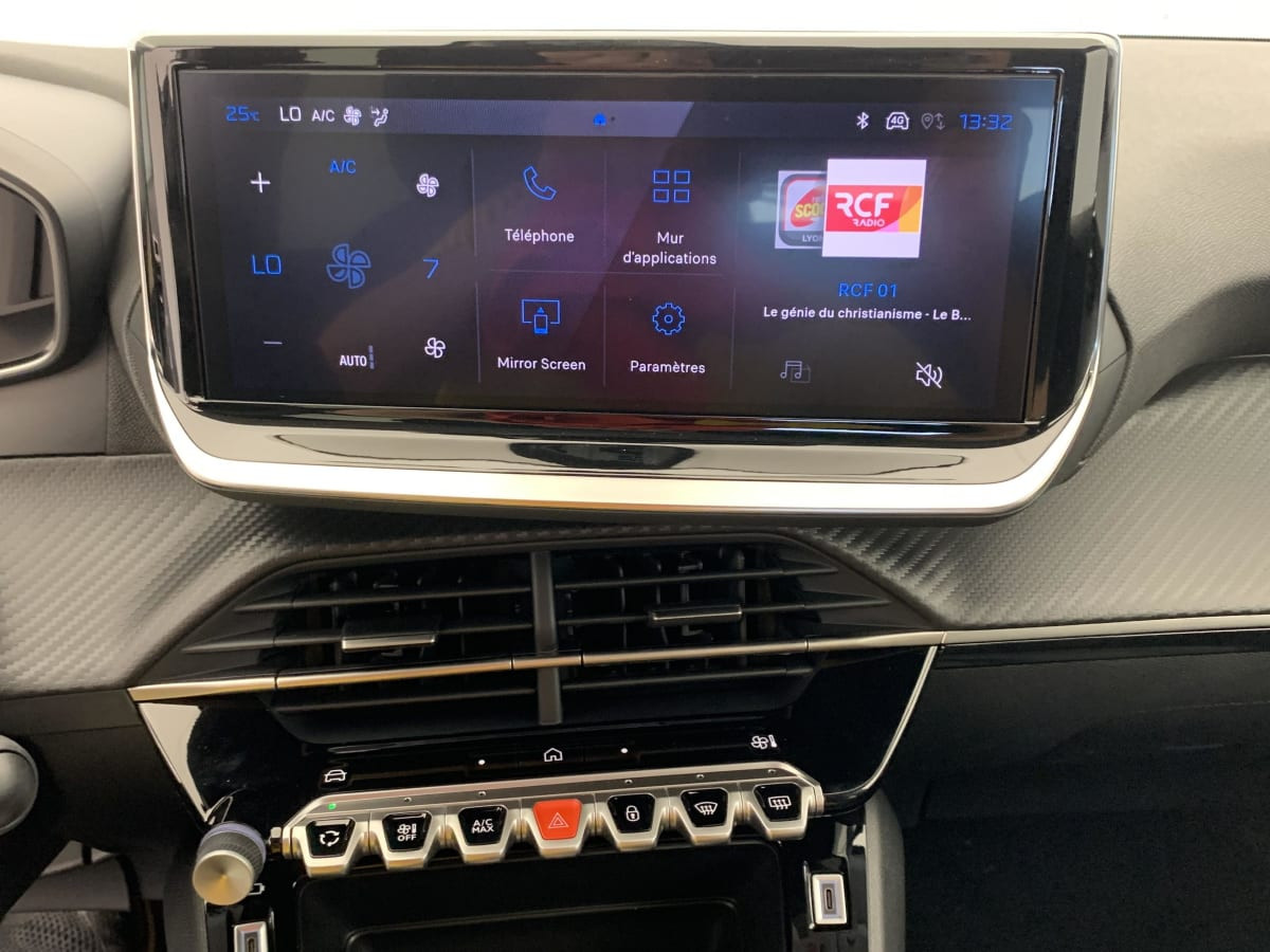 Vente en ligne Peugeot 208 Hybrid 110 ch e-DCS6 Allure au prix de 21 620 €