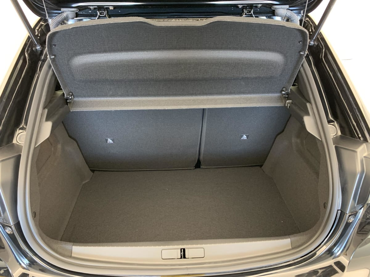 Vente en ligne Peugeot 208 Hybrid 110 ch e-DCS6 Allure au prix de 21 620 €